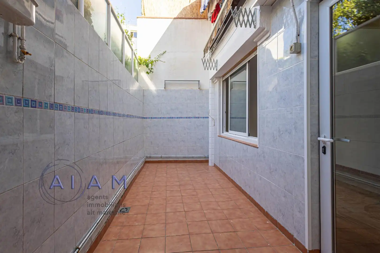 Terrasse von Erdgeschoss zum Verkauf in Calella mit Heizung und Terrasse