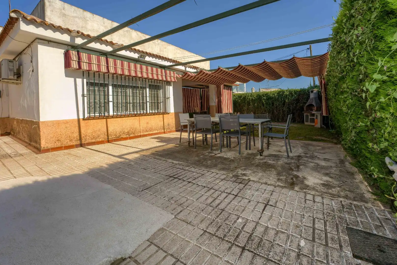 Terraza de Casa o chalet en venta en Palomares del Río con Aire acondicionado, Calefacción y Jardín privado