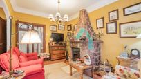 Living room of Flat for sale in Mieres (Asturias)  with Heating and Parquet flooring