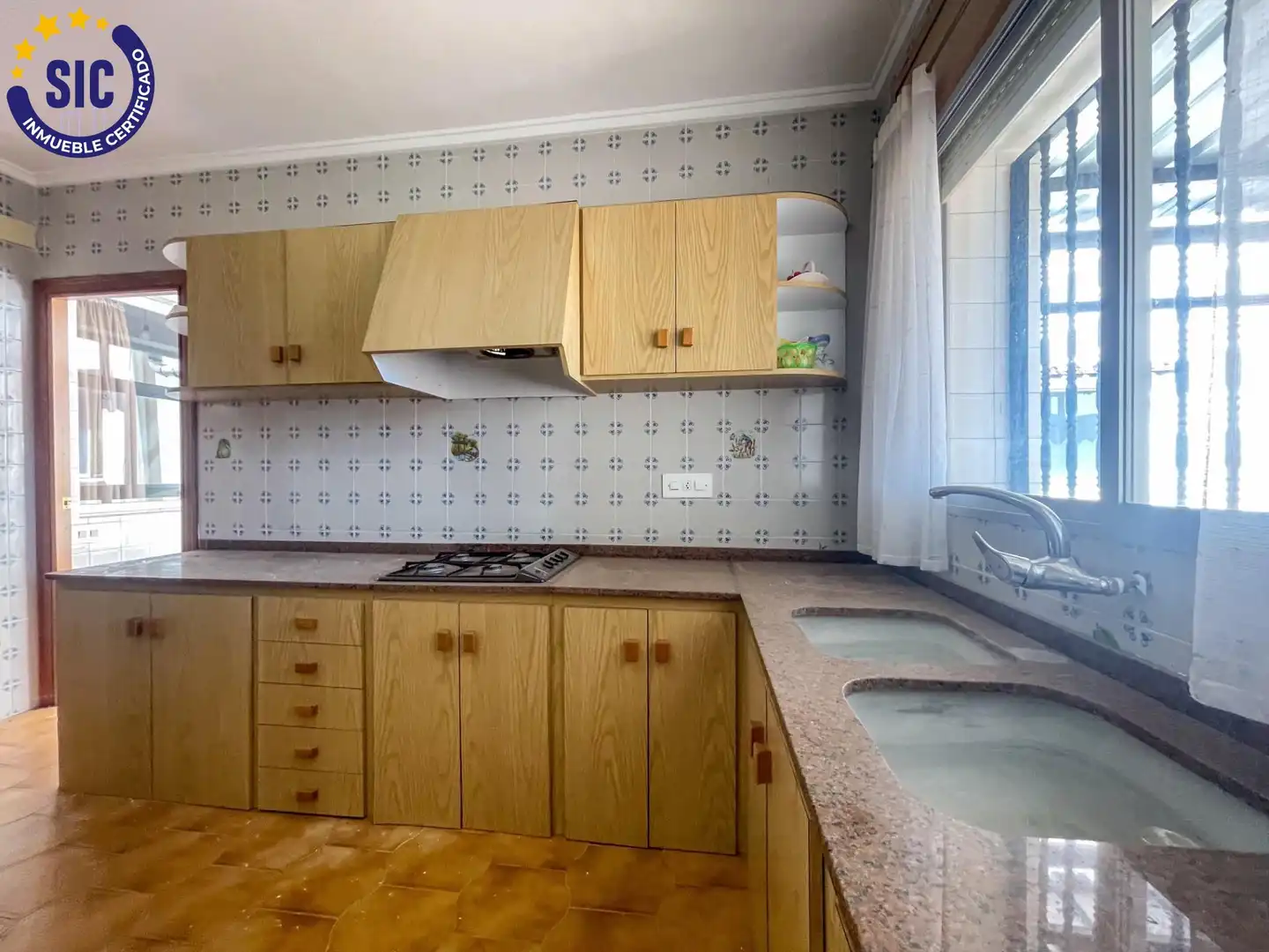 Küche von Maisonette zum Verkauf in Chera mit Heizung, Privatgarten und Balkon
