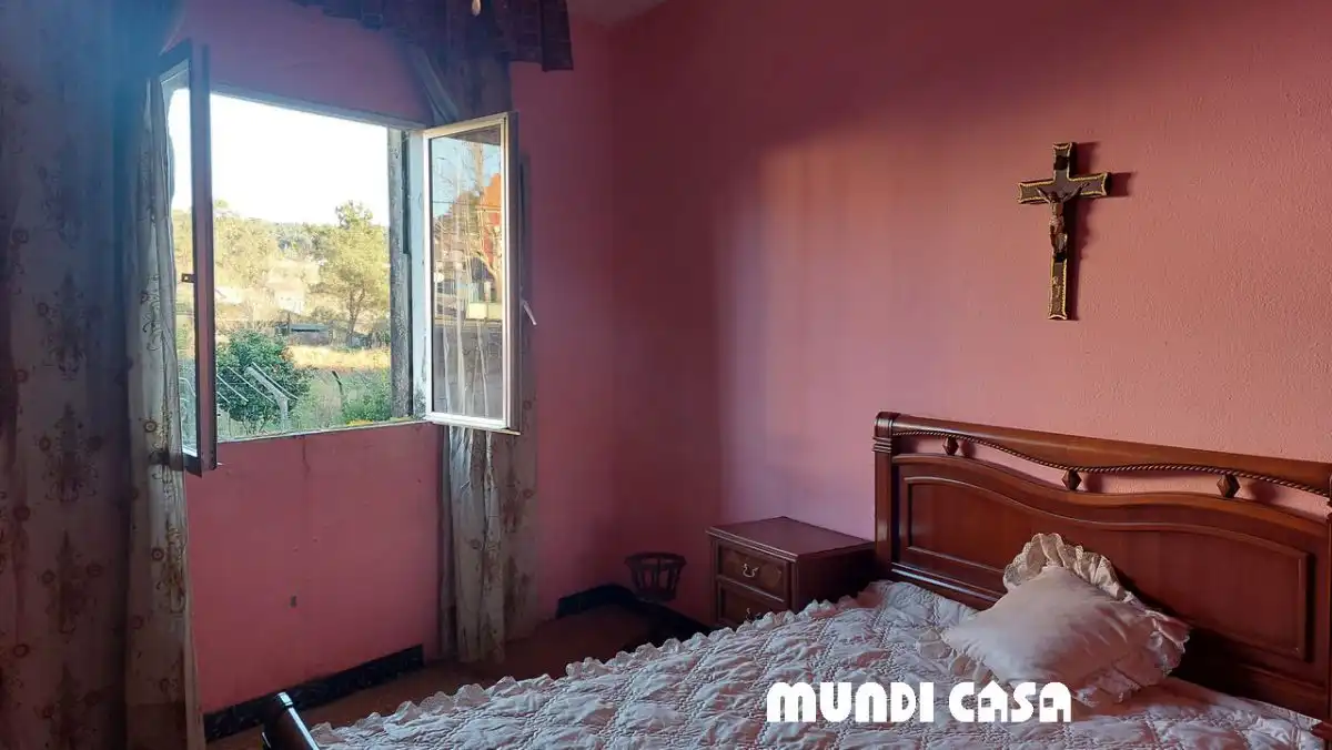 Dormitori de Casa o xalet en venda en Boiro