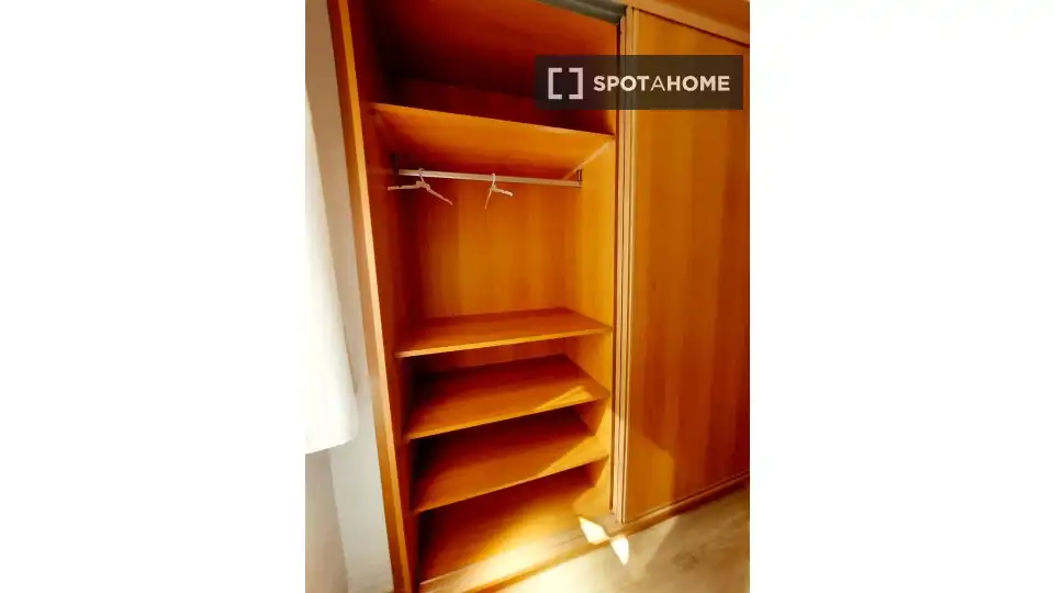 Habitación de Piso para compartir en Leganés con Aire acondicionado, Calefacción y Terraza