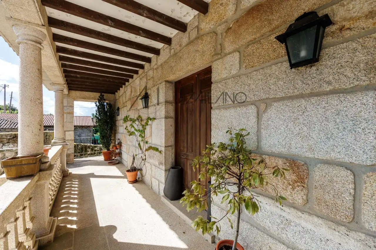 Vista exterior de Finca rústica en venta en Verín con Calefacción, Jardín privado y Parquet