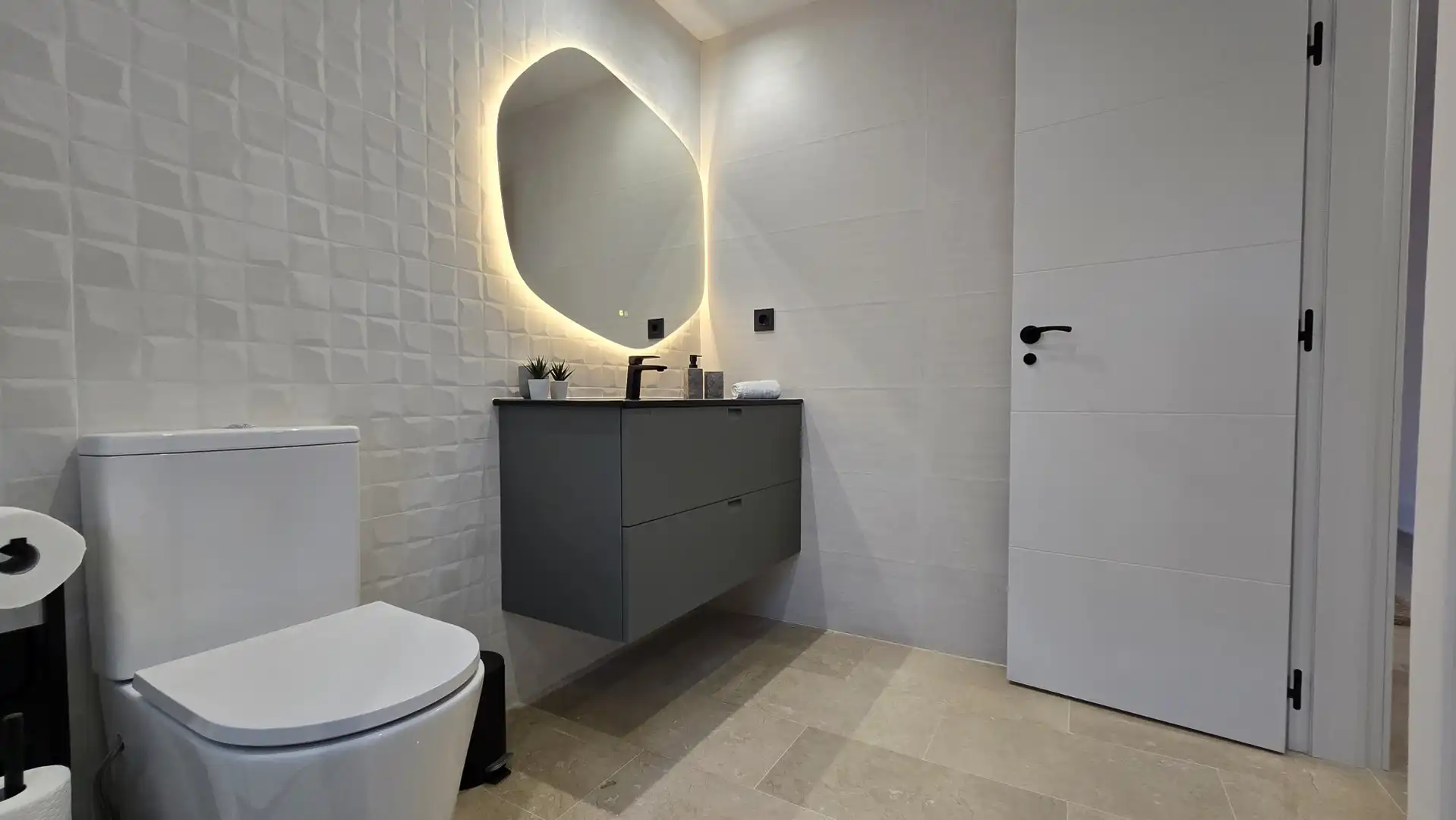 Apartament amb piscina en venda a Benahavís pueblo, imagen 19