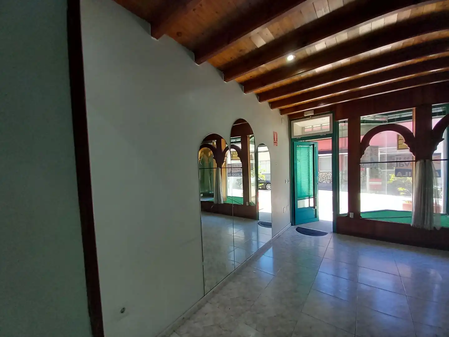 Commercial properties for sale in Ribeira