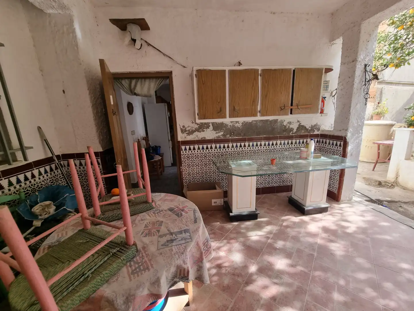Cuina de Casa o xalet en venda en Almería amb Jardí privat, Terrassa i Moblat