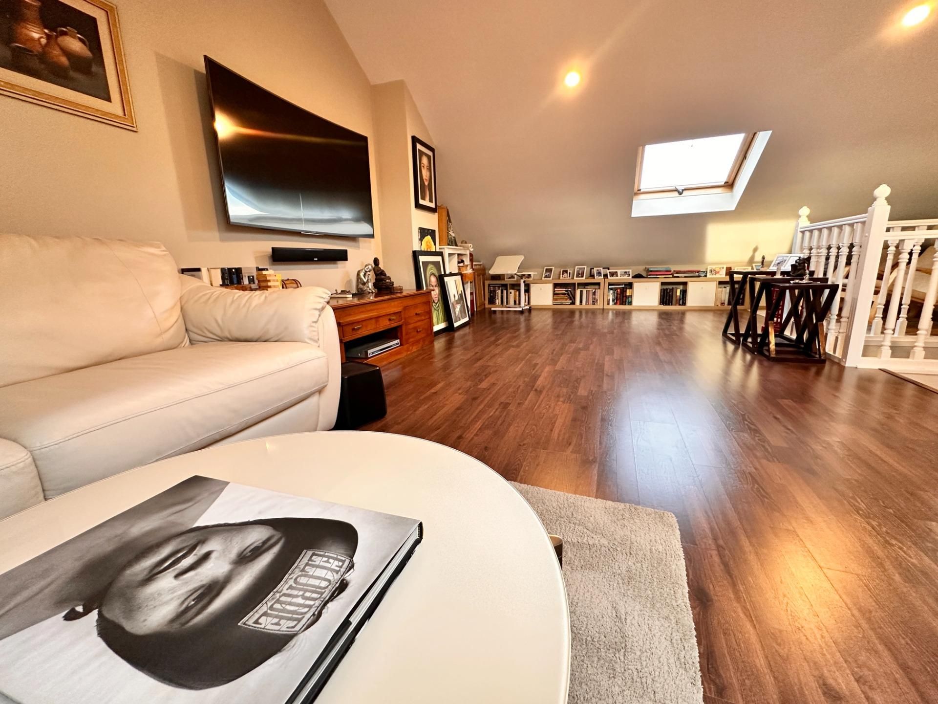 Living room of Single-family semi-detached for sale in Valdemoro  with Air Conditioner, Heating and Private garden