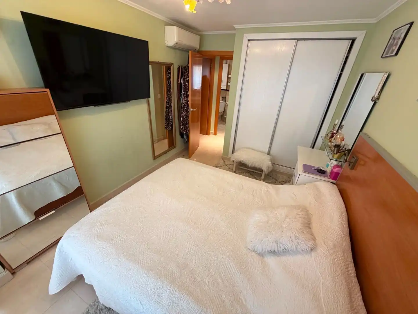 Bedroom of Flat for sale in Villajoyosa / La Vila Joiosa  with Air Conditioner and Community pool