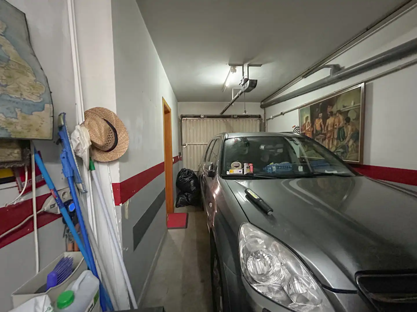 Parking de Casa adosada en venta en Valls con Terraza, Trastero y Amueblado