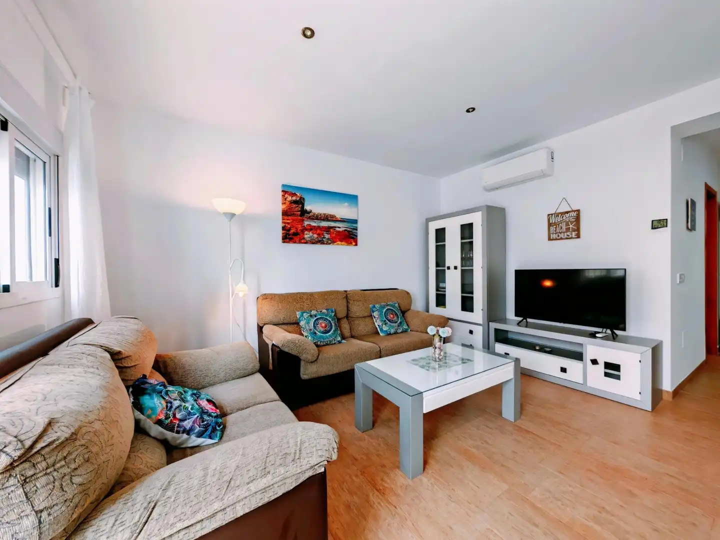 Living room of Houses for sale in Vejer de la Frontera  with Air Conditioner, Terrace and Furnished