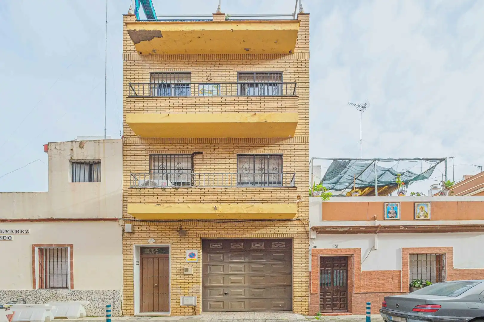 Vista exterior de Casa o chalet en venta en Sevilla