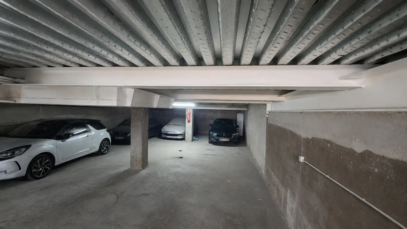 Parking de Piso en venta en Vigo  con Trastero y Amueblado