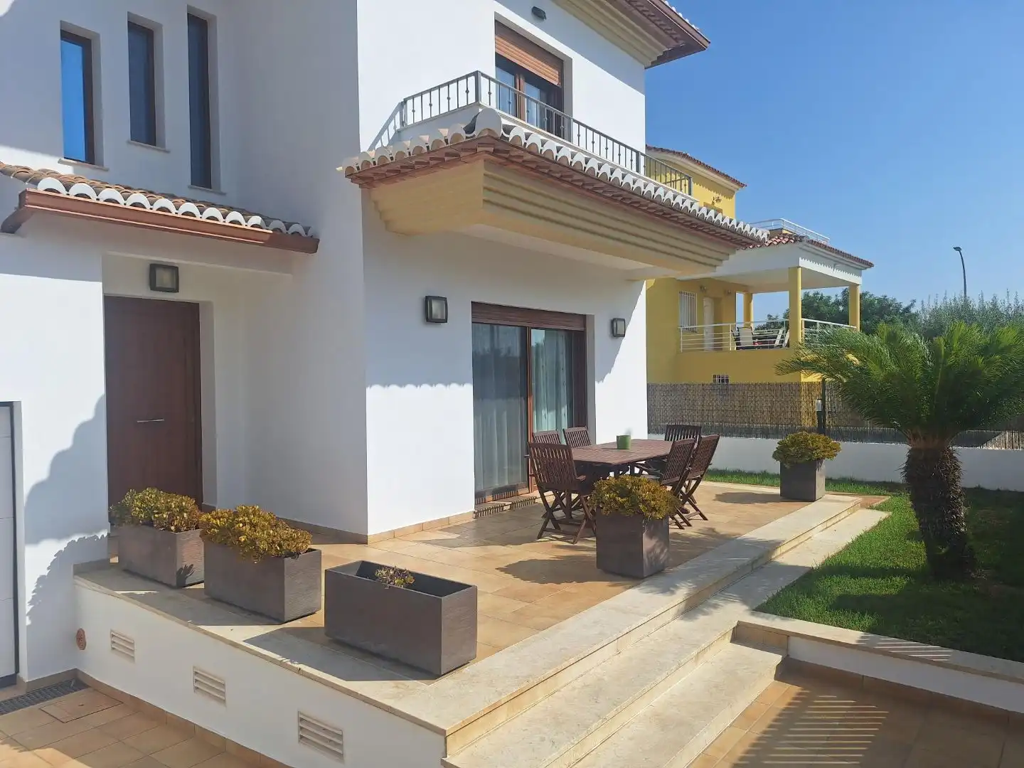 Terrassa de Casa o xalet en venda en Oliva amb Aire condicionat, Terrassa i Piscina
