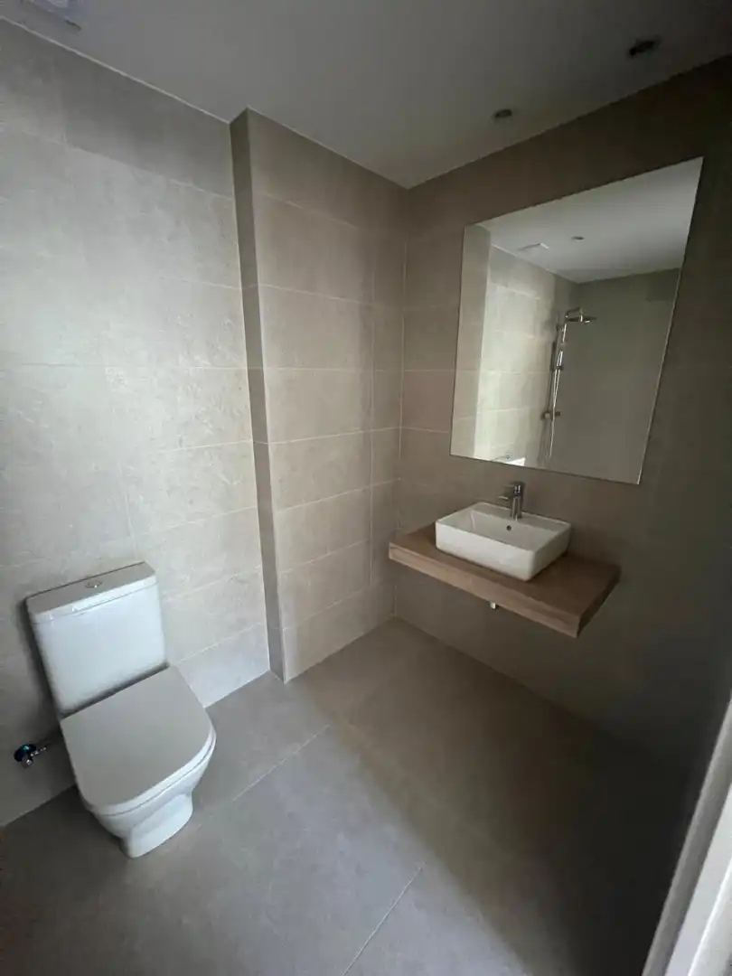 Bathroom of Flat for rent in Encamp  with Heating, Parquet flooring and Storage room