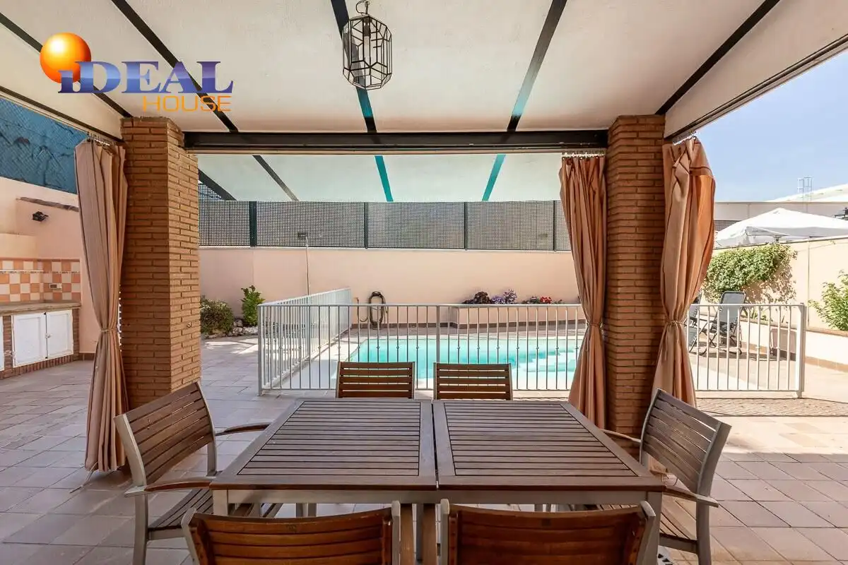 House with terrace for sale in Calle LIMA, imagen 6