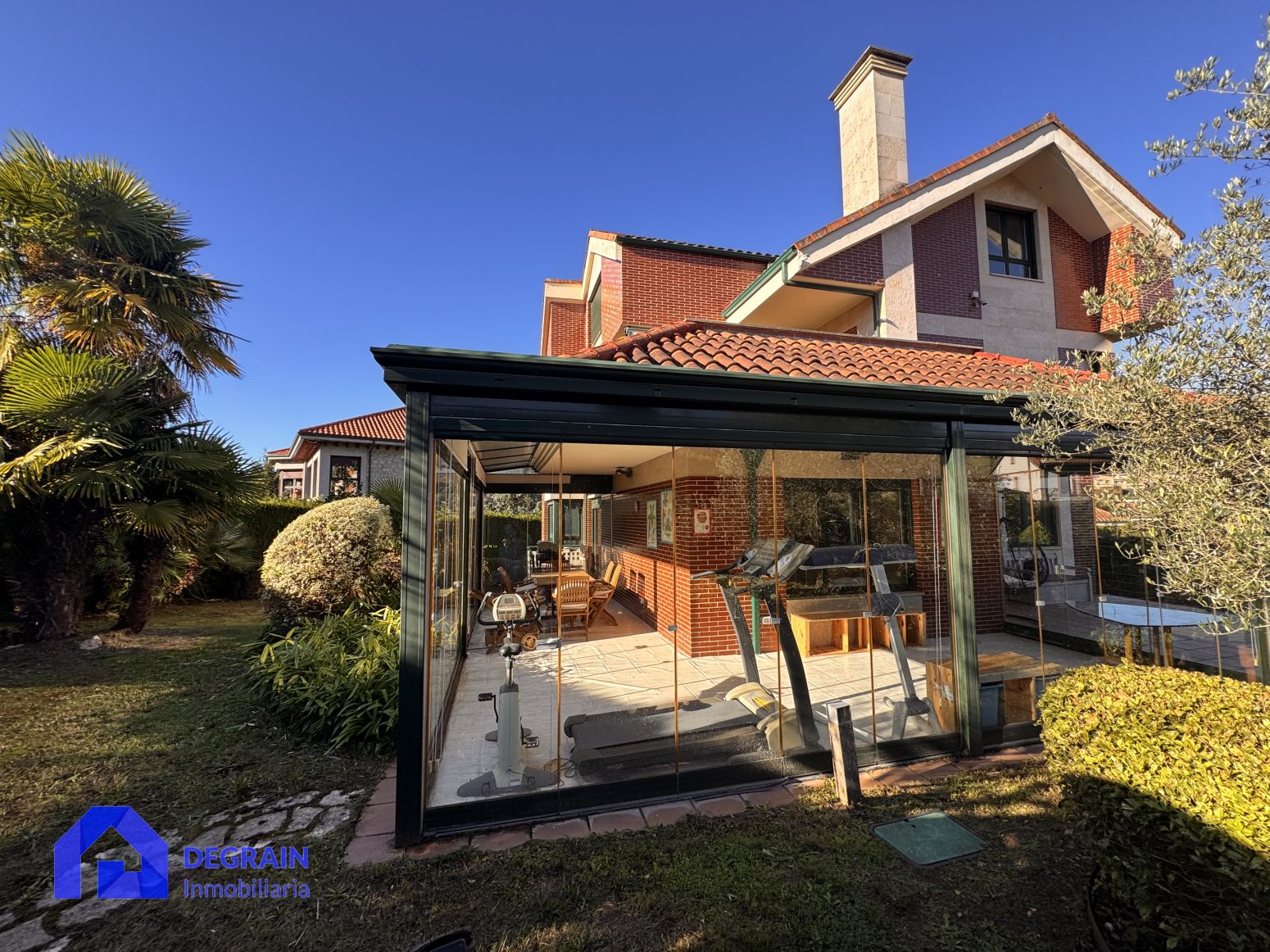 Terrace of House or chalet for sale in Oviedo   with Heating, Terrace and Storage room