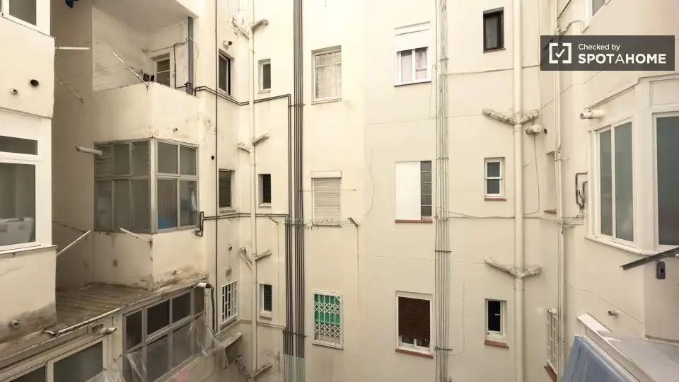 Vista exterior de Pis de lloguer en Barcelona amb Aire condicionat, Calefacció i Moblat