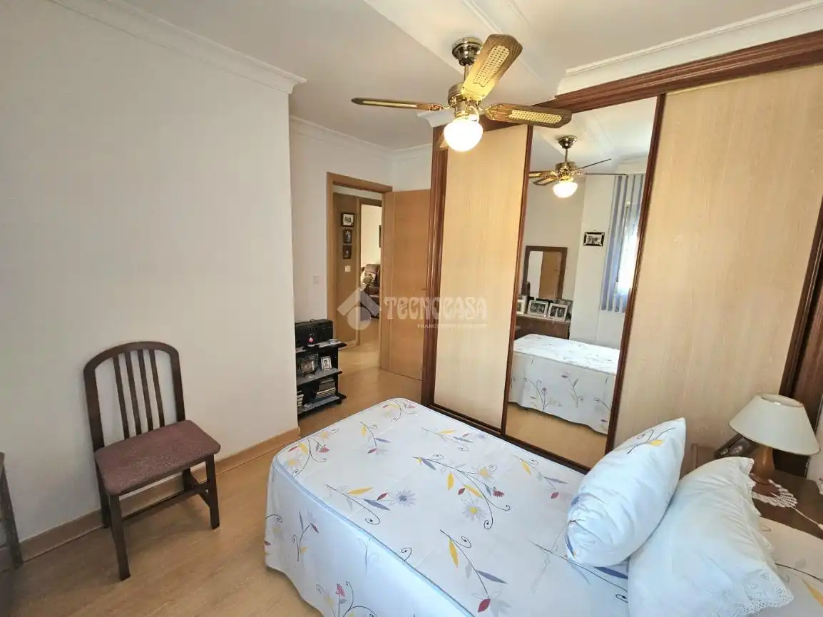 Bedroom of Flat for sale in Mairena del Aljarafe