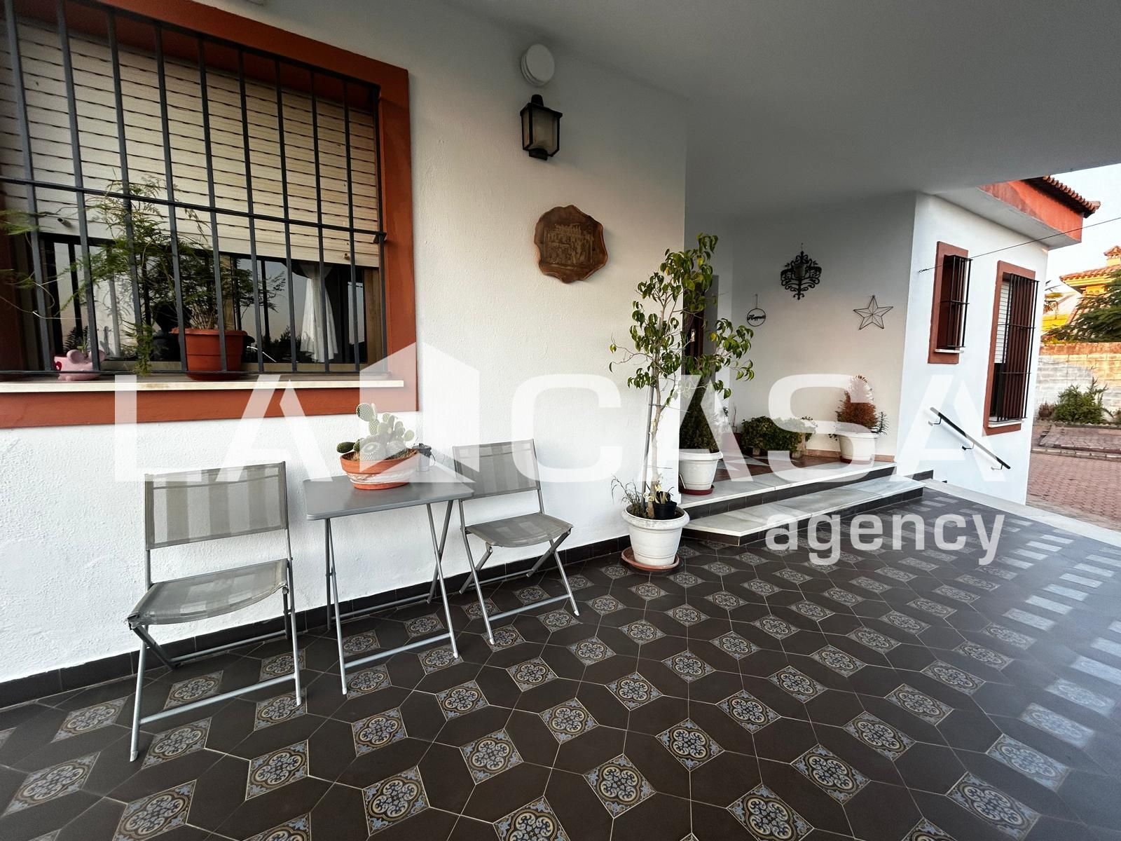 Terrace of House or chalet for sale in Montequinto  with Air Conditioner