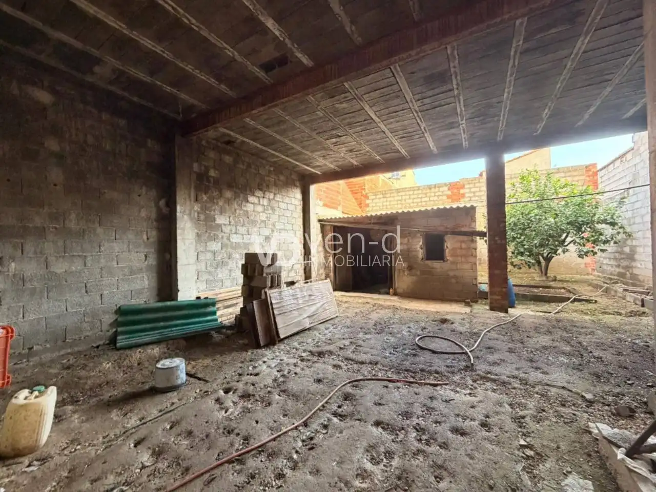 Local en venta en Enguera
