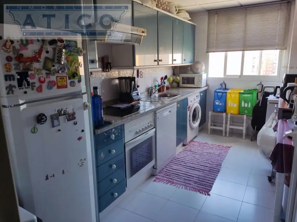 Kitchen of Flat for sale in Sevilla
