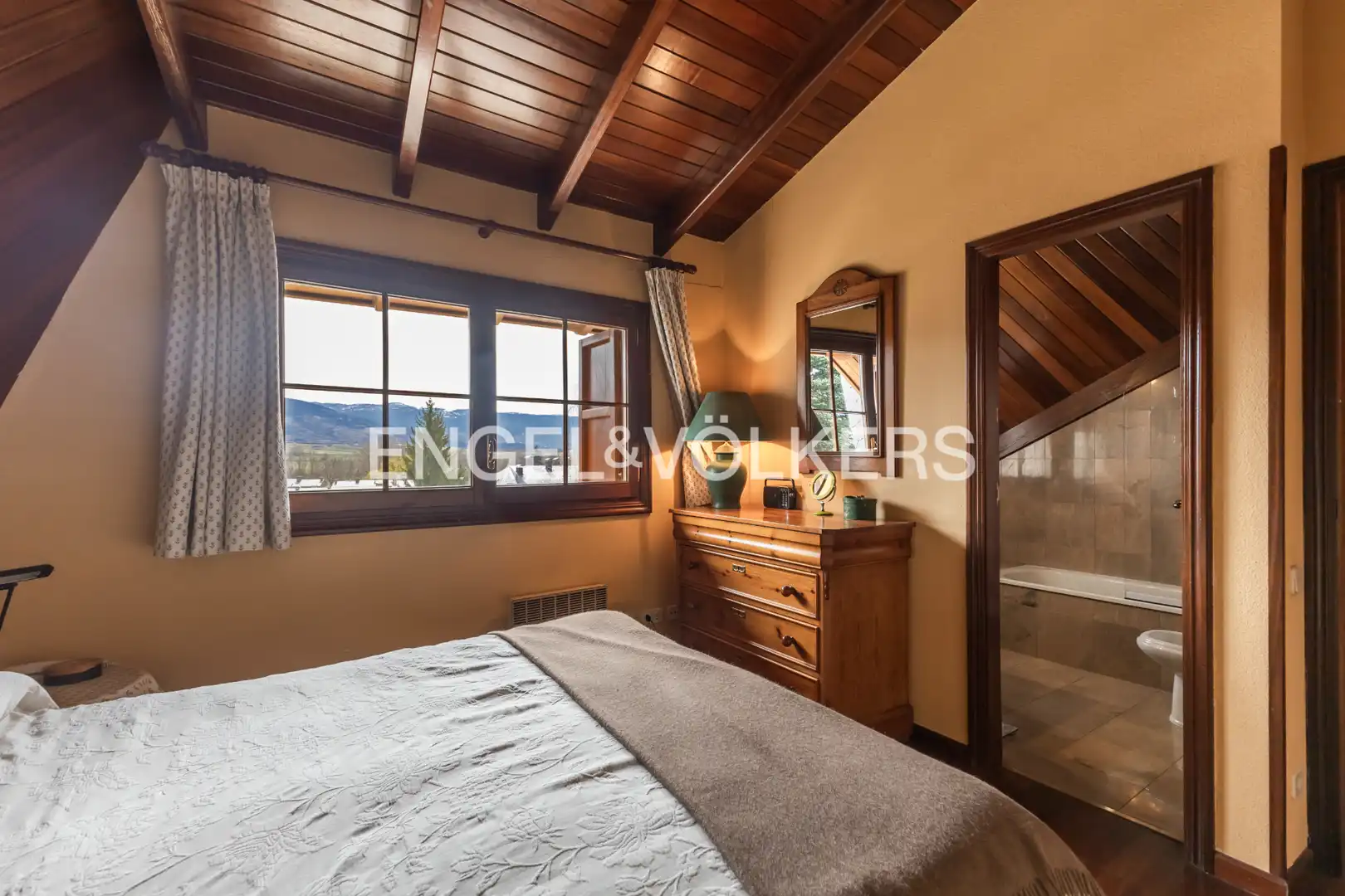 Bedroom of Detached homes for sale in Llívia  with Heating, Parquet flooring and Terrace