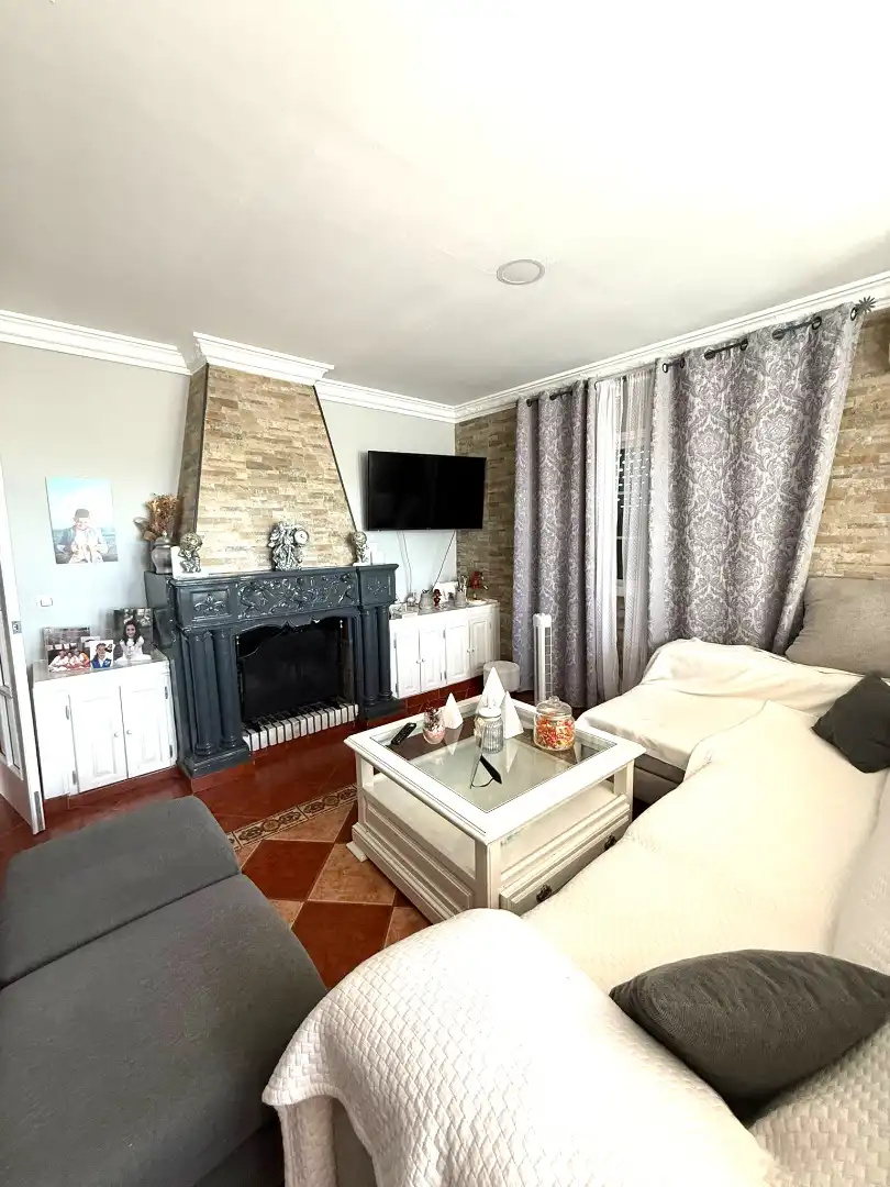 Living room of Houses for sale in El Puerto de Santa María  with Air Conditioner, Private garden and Storage room
