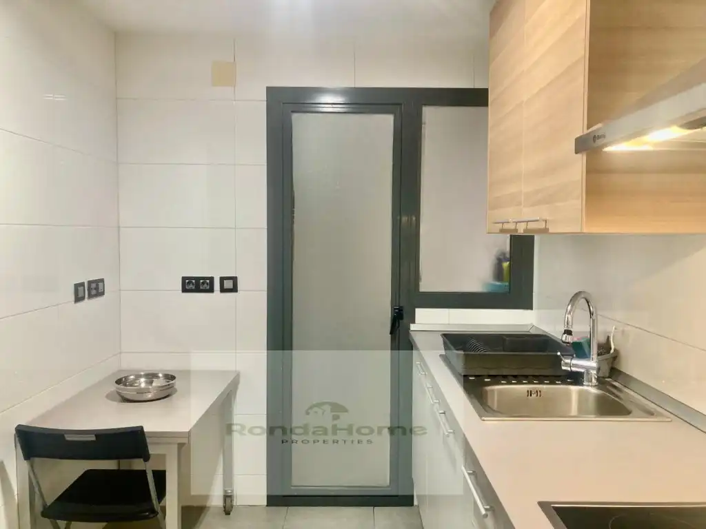 Piso de alquiler en Camino Termica, Puerta Blanca