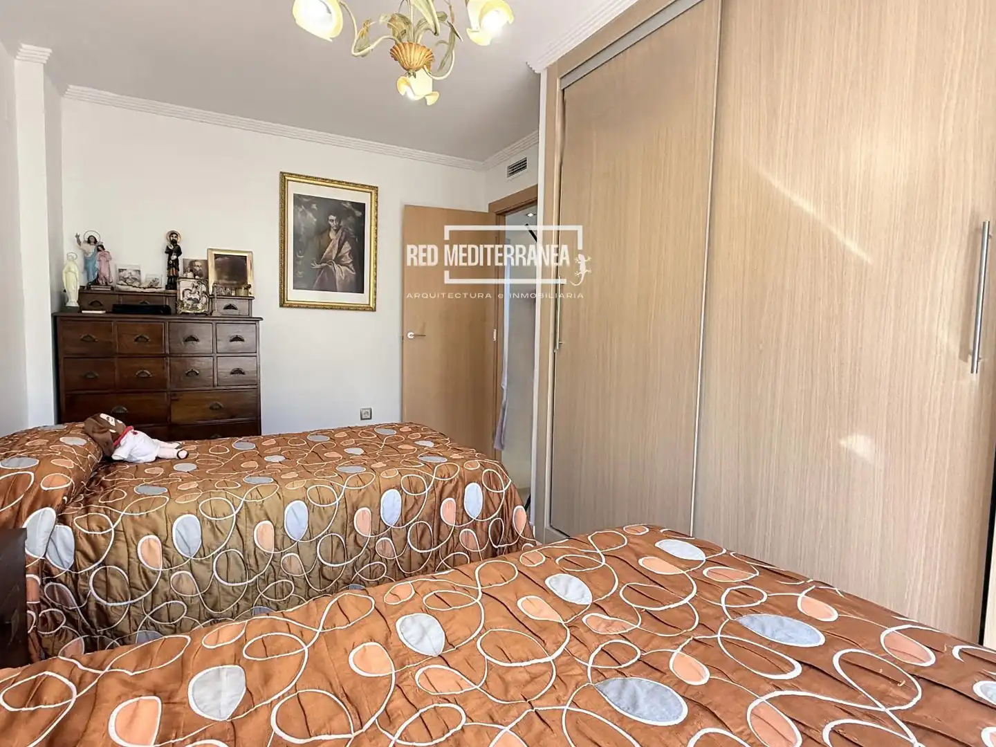 Habitación de Casa adosada en venta en Daimús con Aire acondicionado, Calefacción y Jardín privado