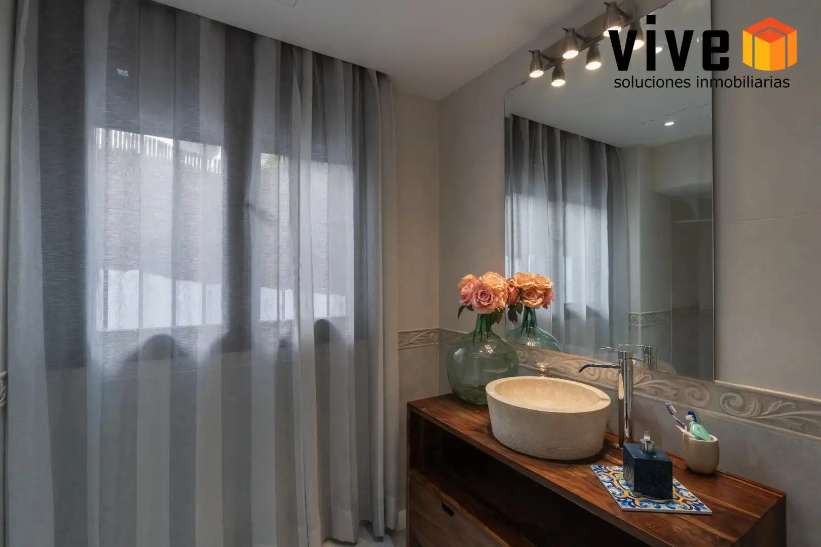 Baño de Casa o chalet en venta en Guillena con Aire acondicionado, Calefacción y Terraza