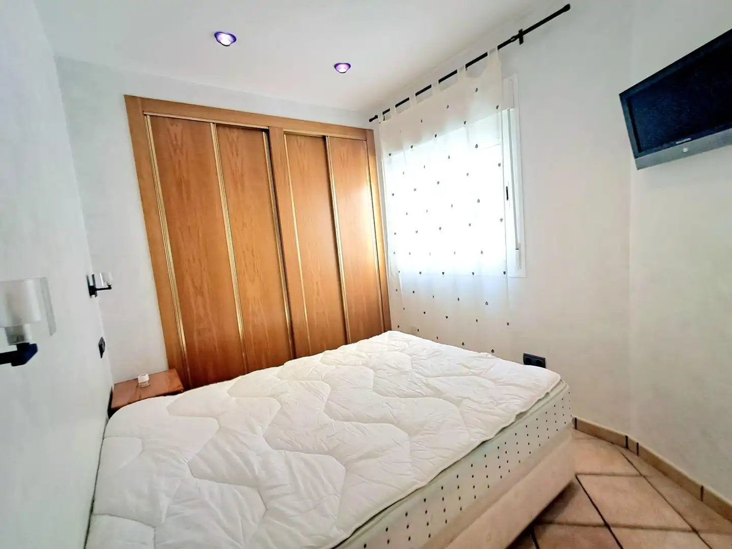 Dormitori de Apartament en venda en Águilas amb Aire condicionat, Calefacció i Jardí privat