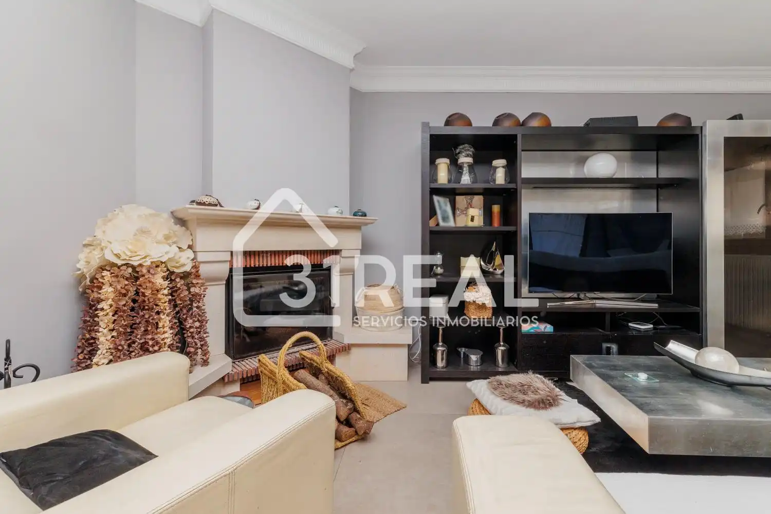 Sala d'estar de Casa o xalet en venda en Madrid amb Aire condicionat, Calefacció i Jardí privat