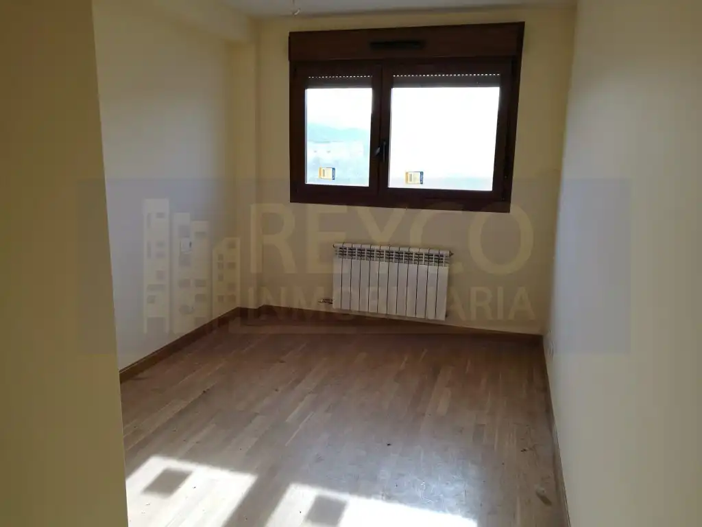 Schlafzimmer von Wohnung zum Verkauf in Baños de Río Tobía
