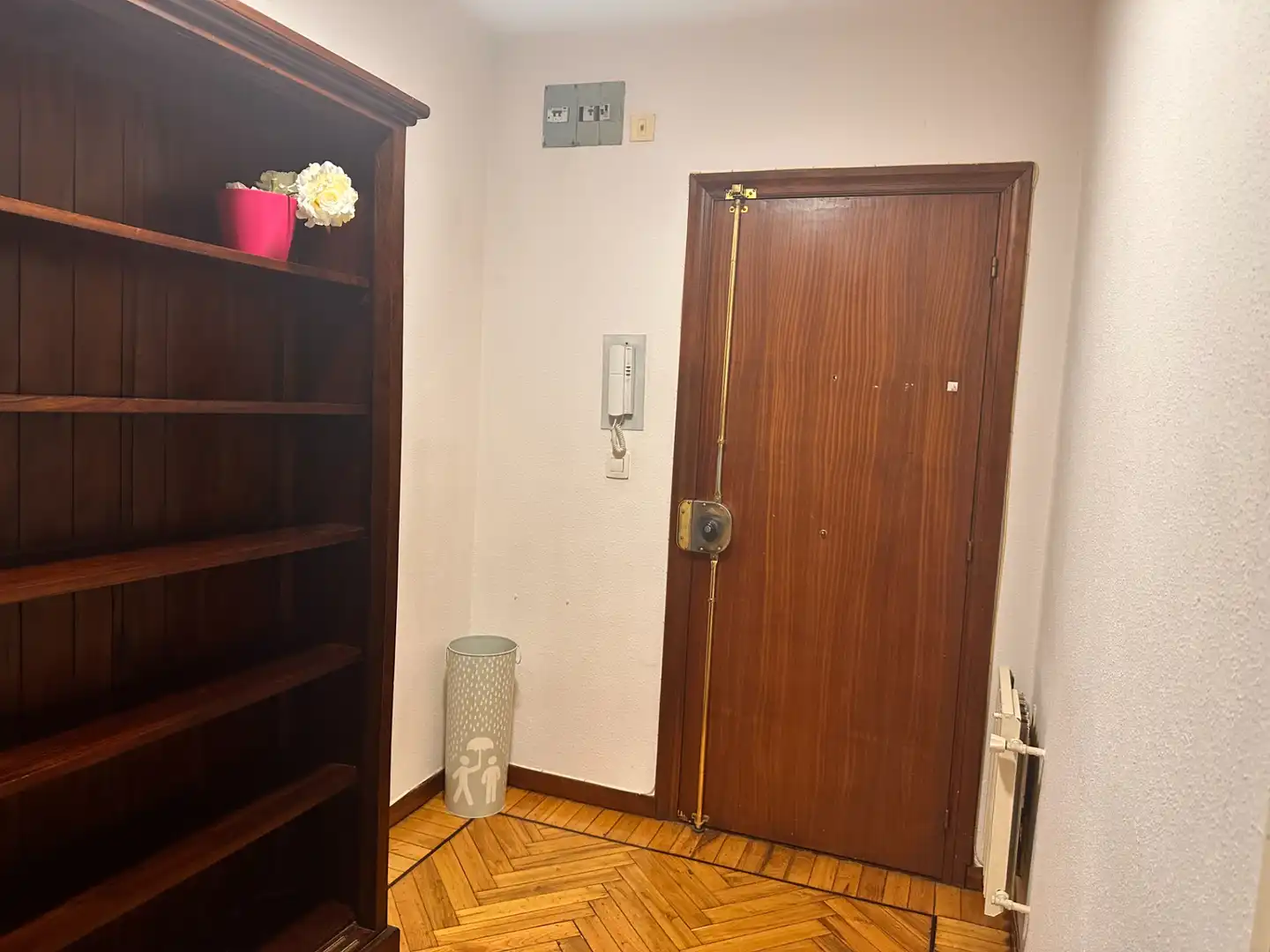 Apartamento de alquiler en Santander con Calefacción, Parquet y Amueblado