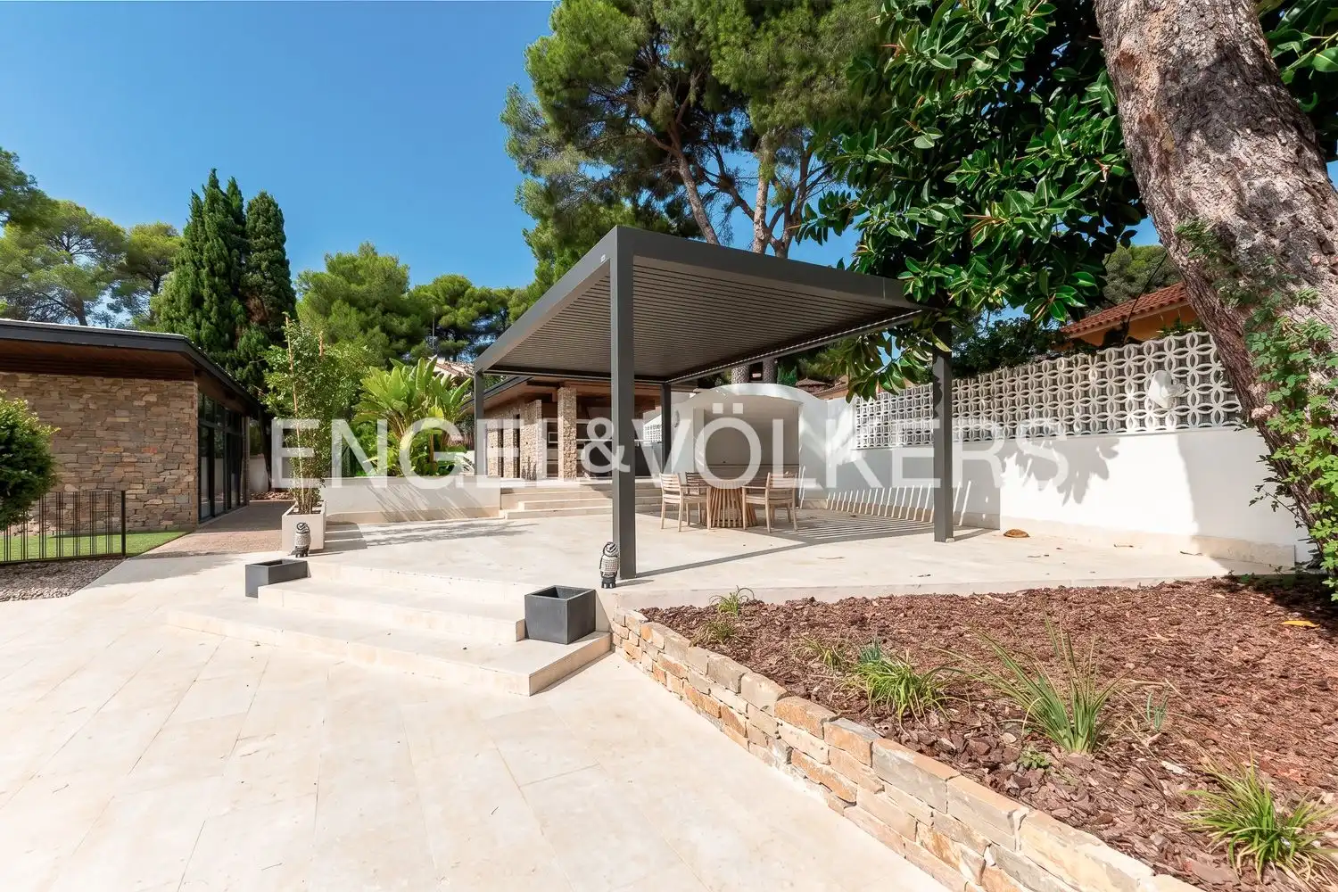 Terrace of Houses for rent in Campolivar