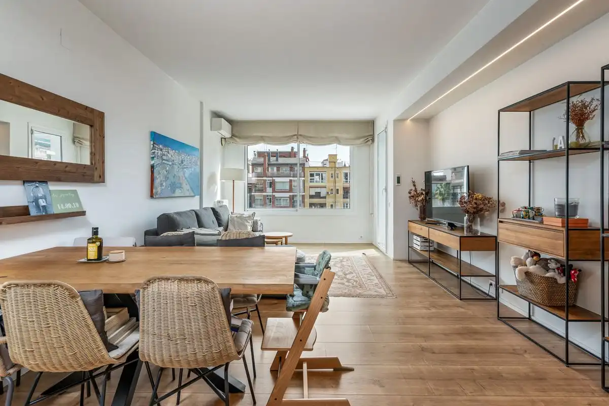 Wohnung mit Aufzug zum Verkauf in Carrer de Villarroel, imagen 2