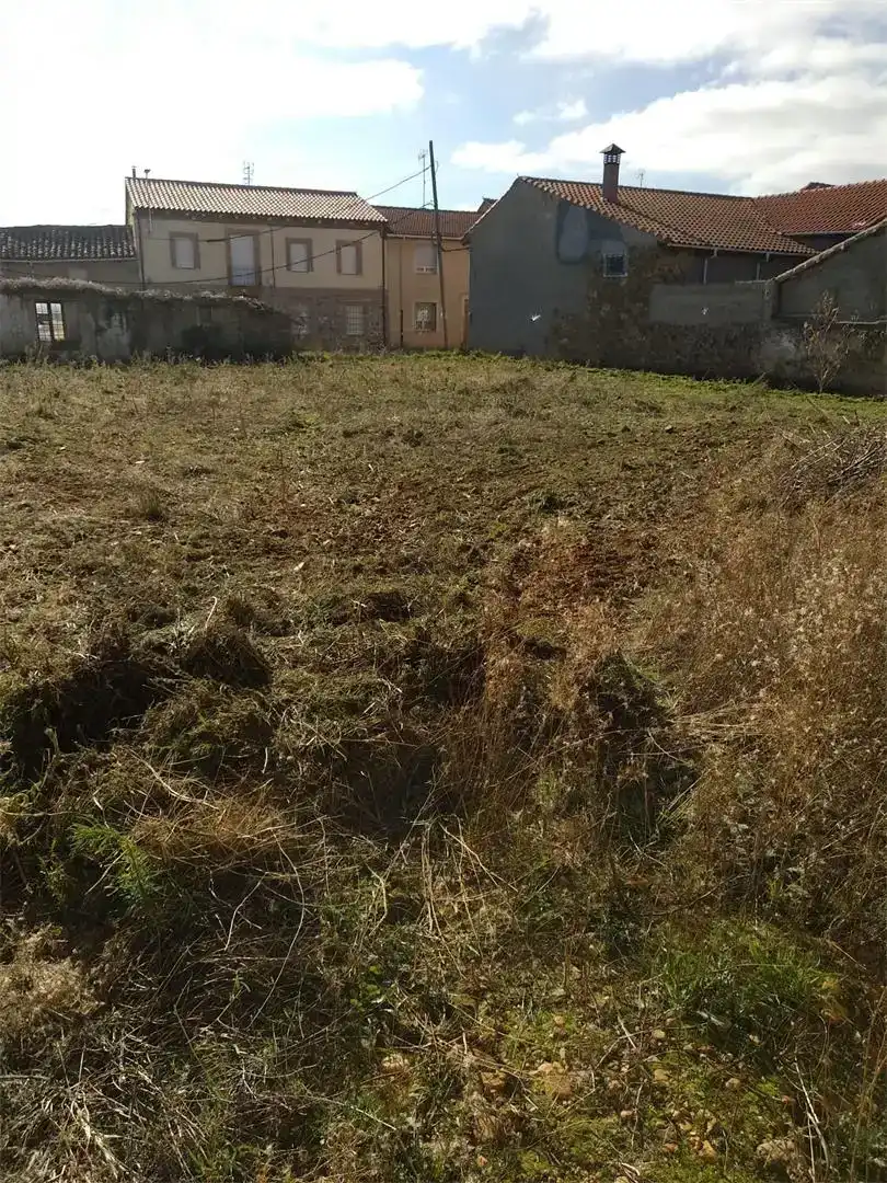 Grundstücke zum Verkauf in Palacios de la Valduerna