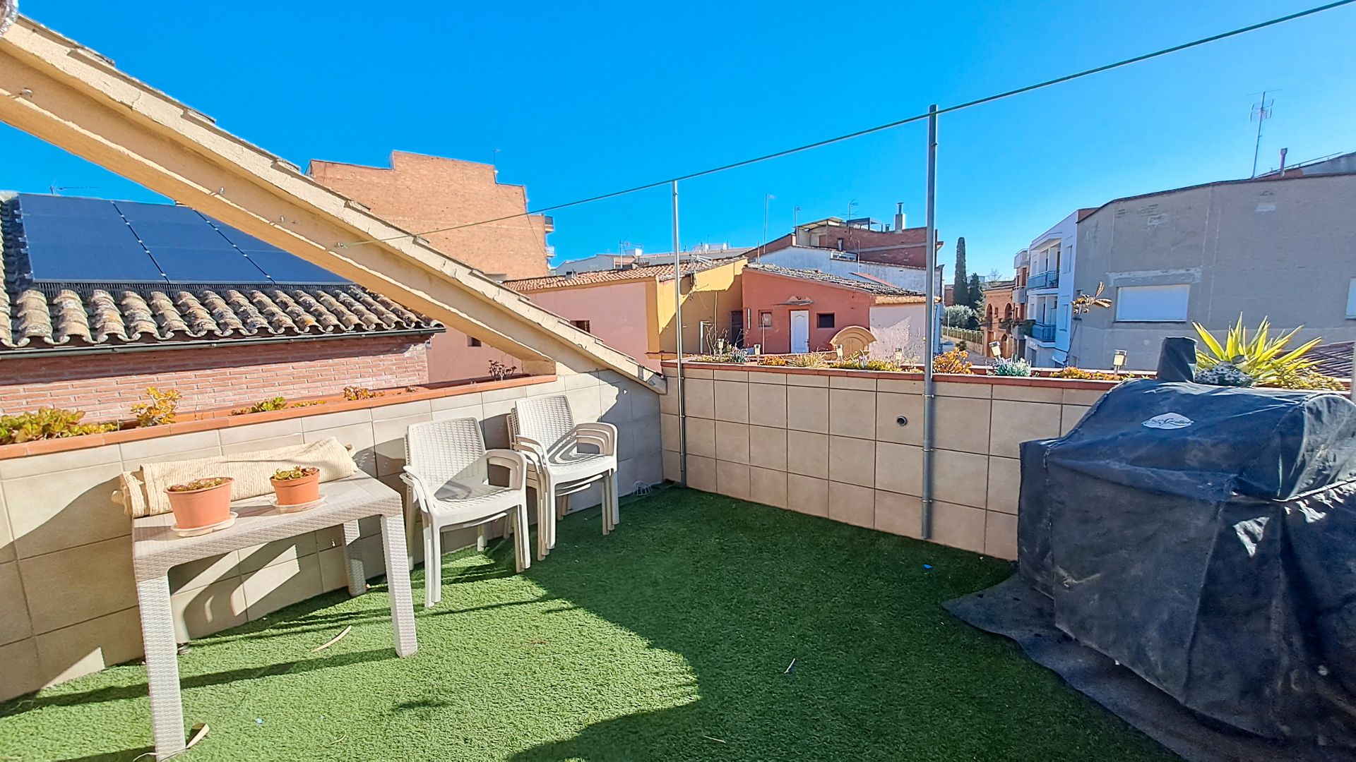 Single-family semi-detached for sale in Carrer Major