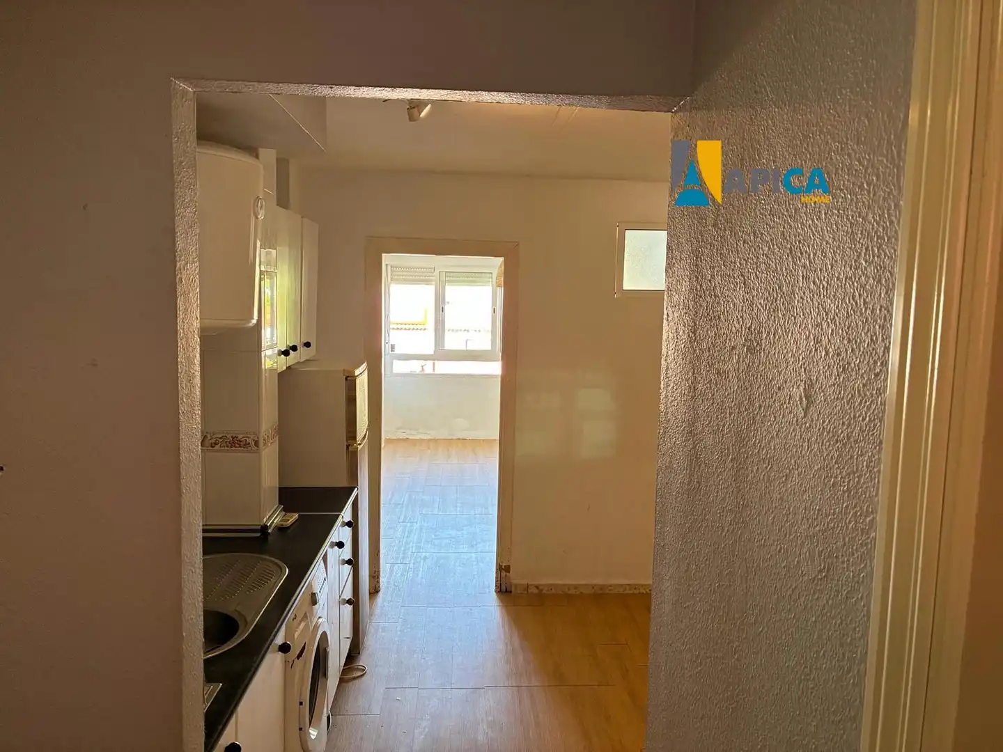 Cuina de Pis en venda en Algeciras amb Aire condicionat, Piscina i Piscina comunitària
