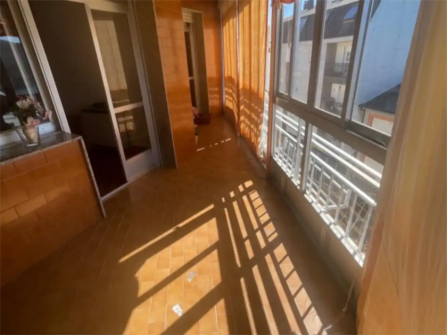 Terraza de Piso en venta en Viana do Bolo con Parquet y Balcón