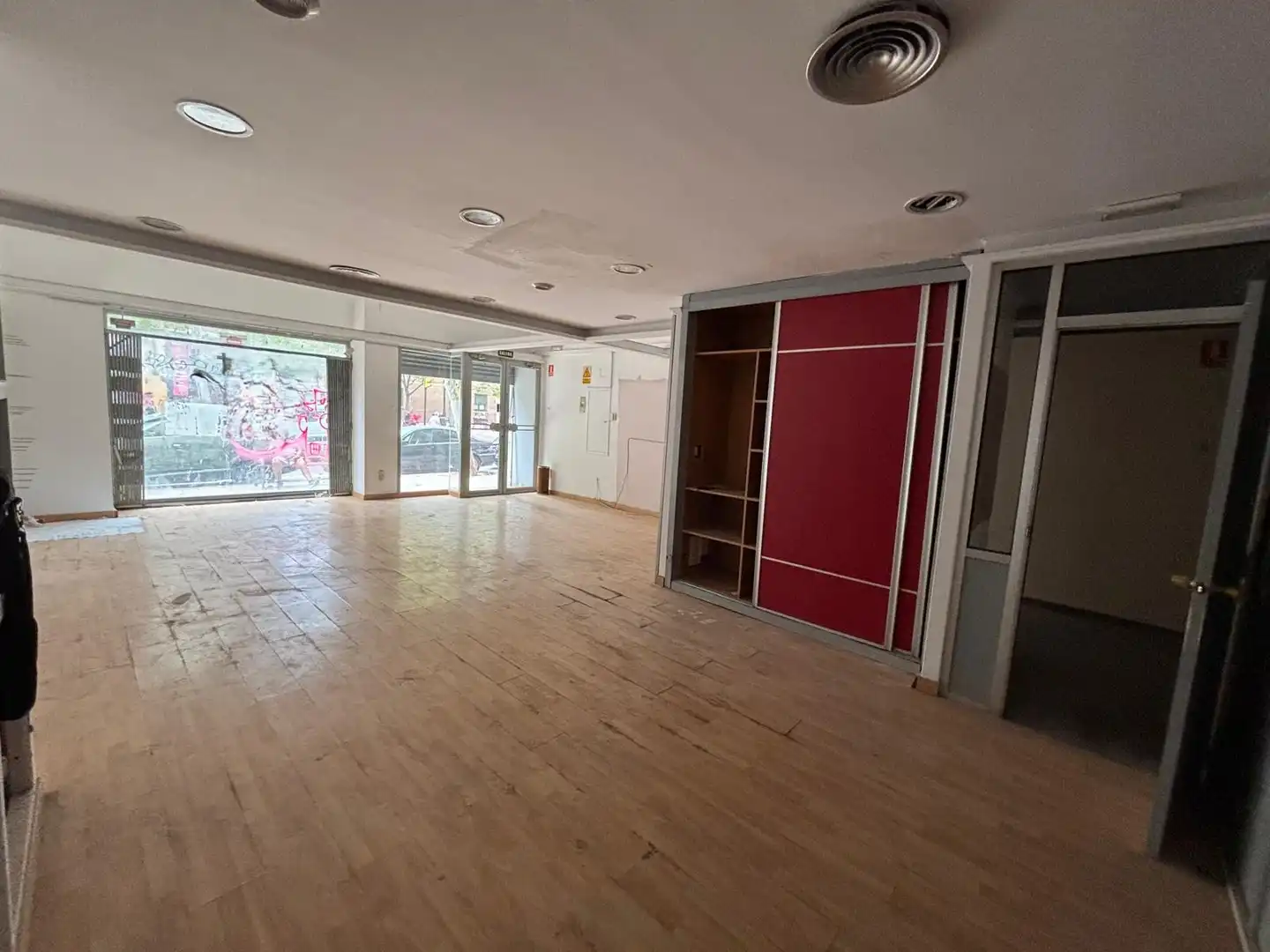 Gewerbefläche zum Verkauf in Avenida del Compromiso de Caspe 61, imagen 6