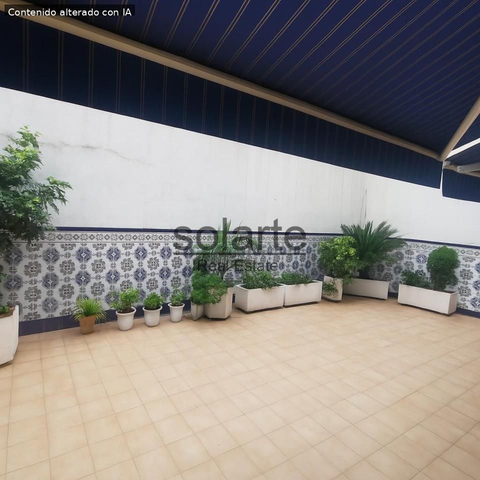Terrace of Planta baja for sale in L'Hospitalet de Llobregat  with Air Conditioner and Parquet flooring