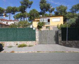 Vista exterior de Casa o xalet en venda en Rozas de Puerto Real