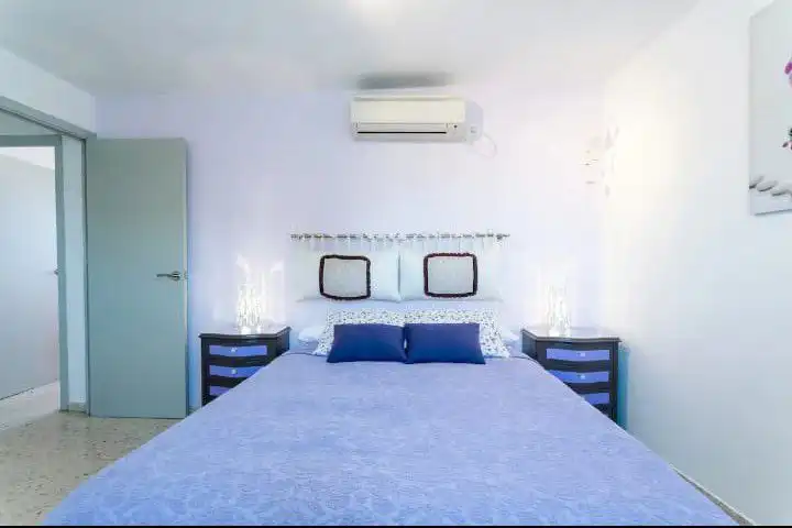 Habitación de Ático en venta en Sevilla con Aire acondicionado y Calefacción