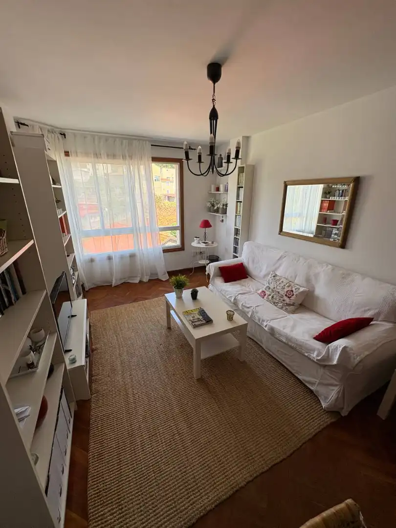 Wohnzimmer von Wohnungen zur Miete in Culleredo mit Heizung, Parkett und Möbliert
