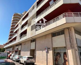 Vista exterior de Àtic en venda en La Bisbal d'Empordà amb Terrassa