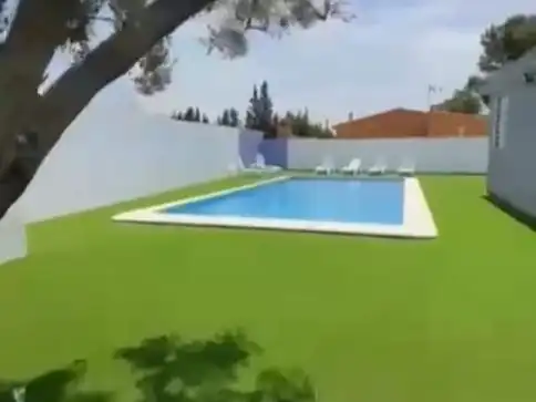 Villa avec jardin à louer à Calle Les Rodanes 5