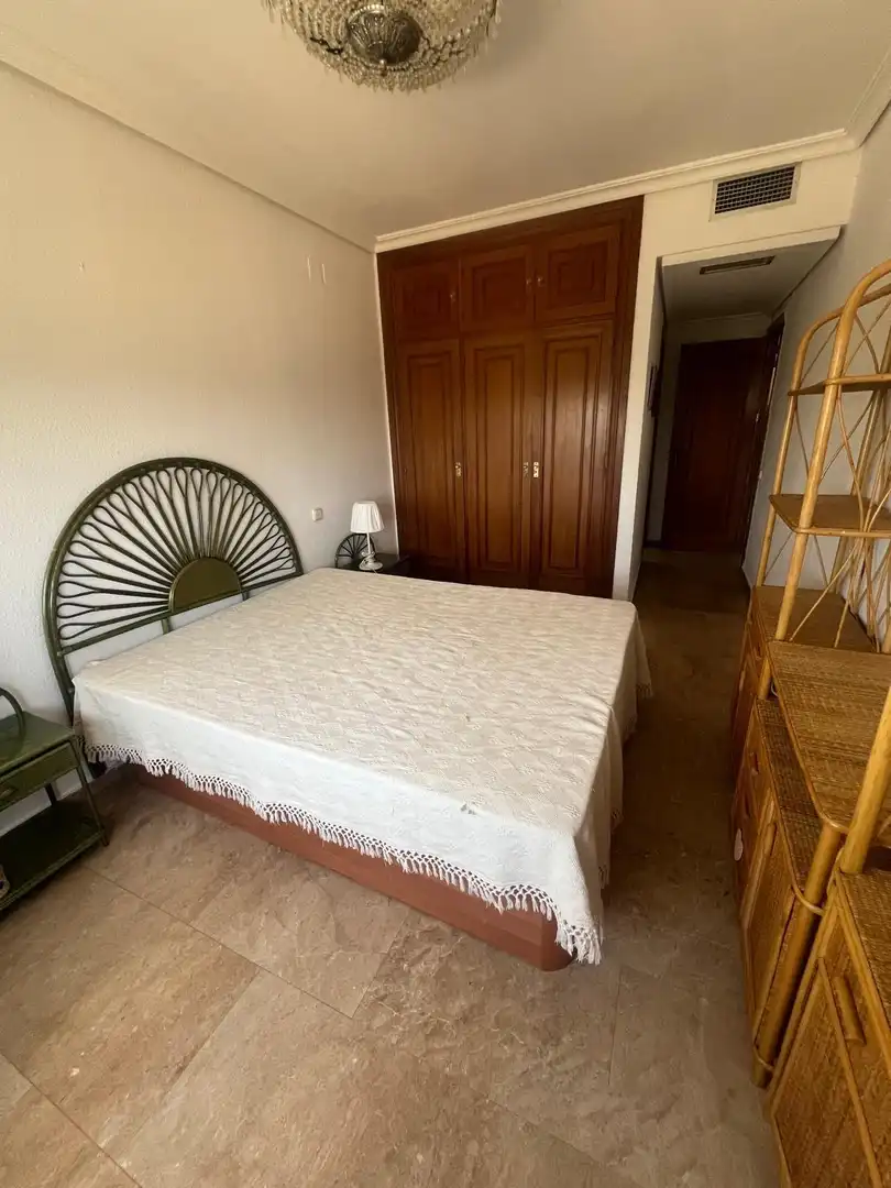 Habitación de Piso de alquiler en Sevilla con Aire acondicionado, Calefacción y Terraza