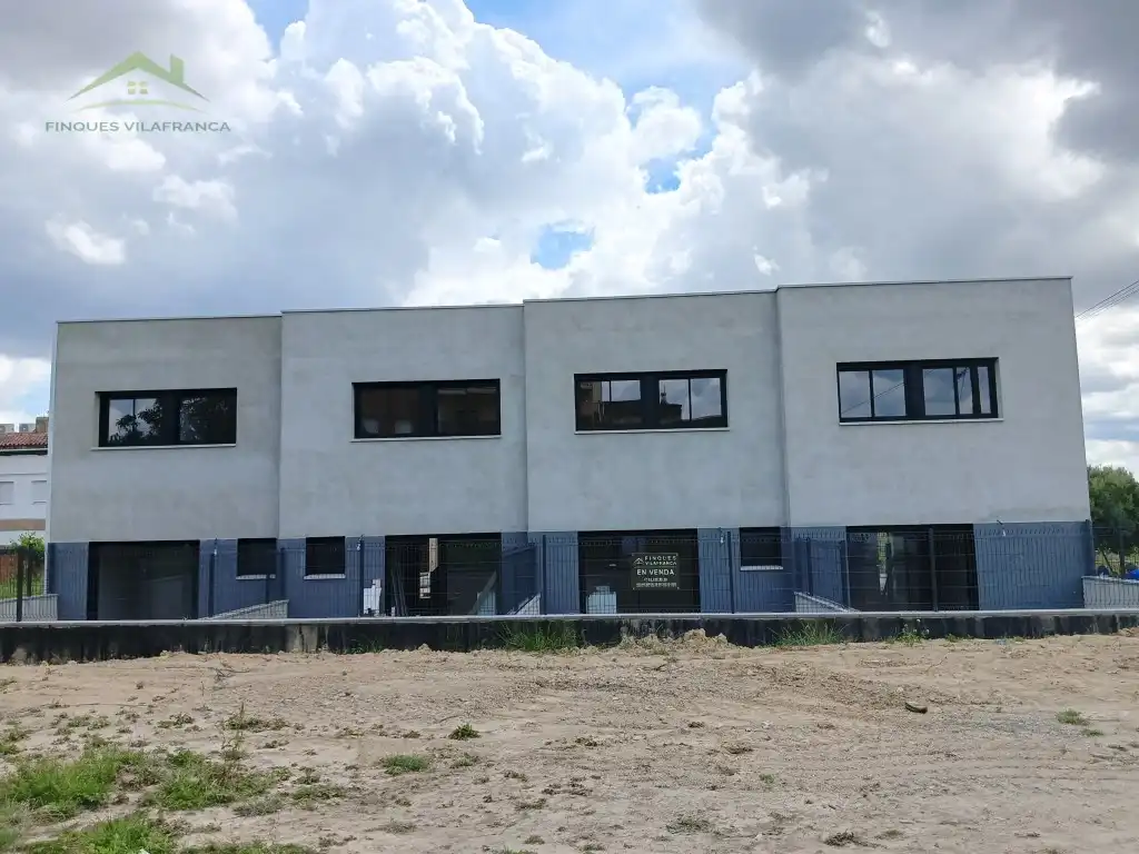 Exterior view of Houses for sale in El Pla del Penedès