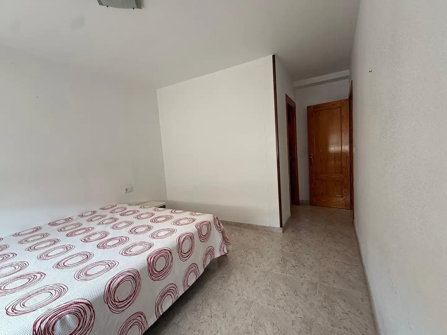 Habitación de Piso de alquiler en Águilas con Aire acondicionado, Terraza y Amueblado